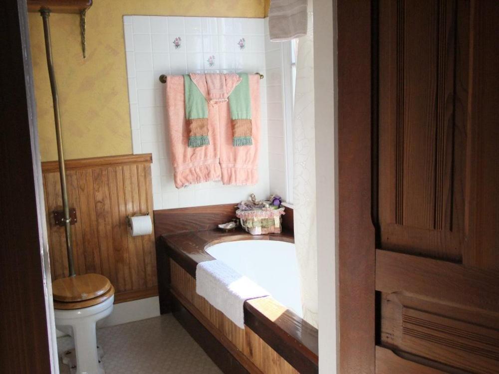 Robin'S Nest Bed & Breakfast San Andreas Quarto foto